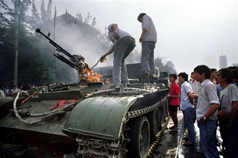 天安門|Tiananmen Square: What happened in the protests of。